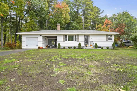 20 Dublin Avenue Nashua NH 03063