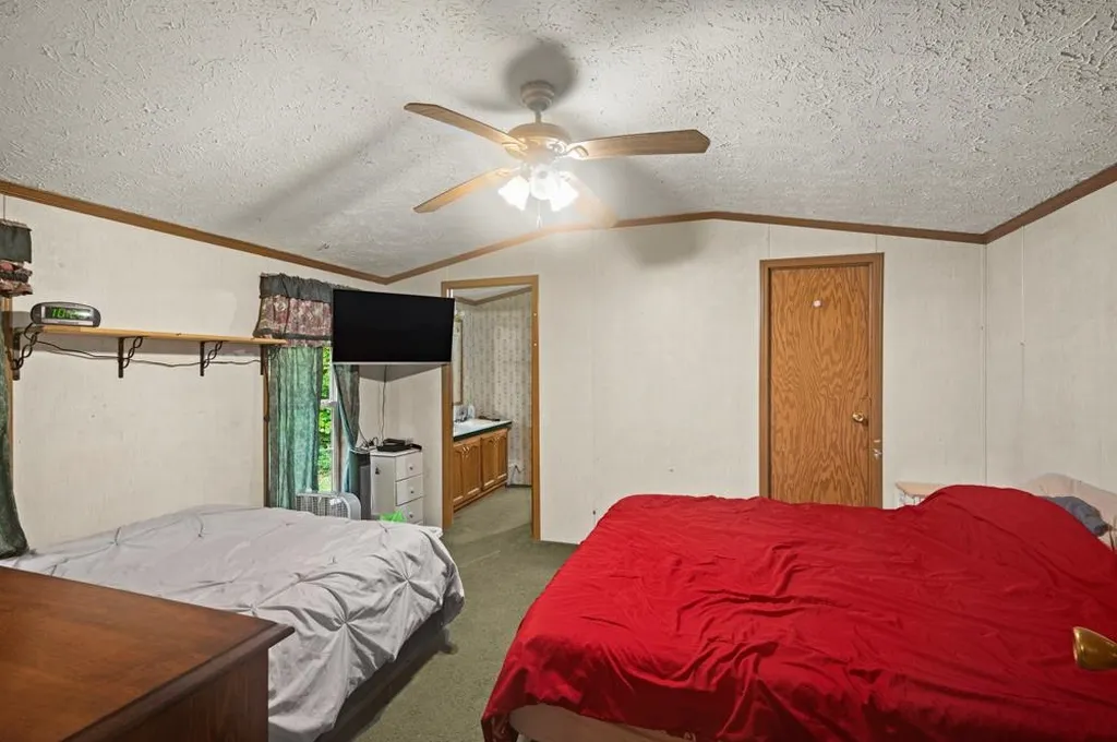 80 Threshing Mill Road Sanbornton NH 03269-2032