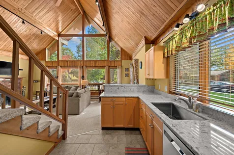 22 Fern Lane Laconia NH 03246
