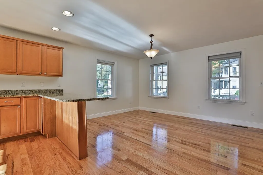 44 Blossom Street Haverhill MA 01835