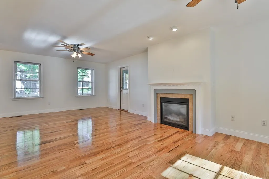 44 Blossom Street Haverhill MA 01835