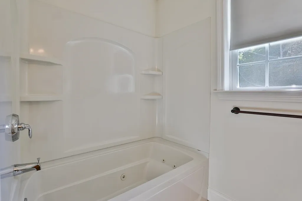 44 Blossom Street Haverhill MA 01835