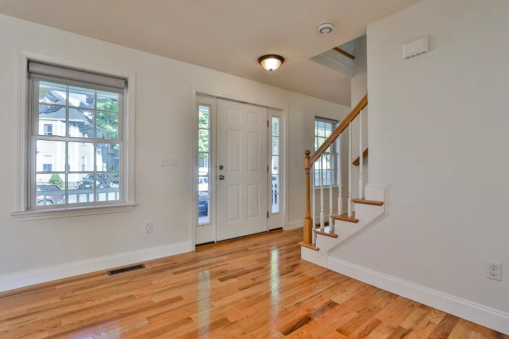 44 Blossom Street Haverhill MA 01835