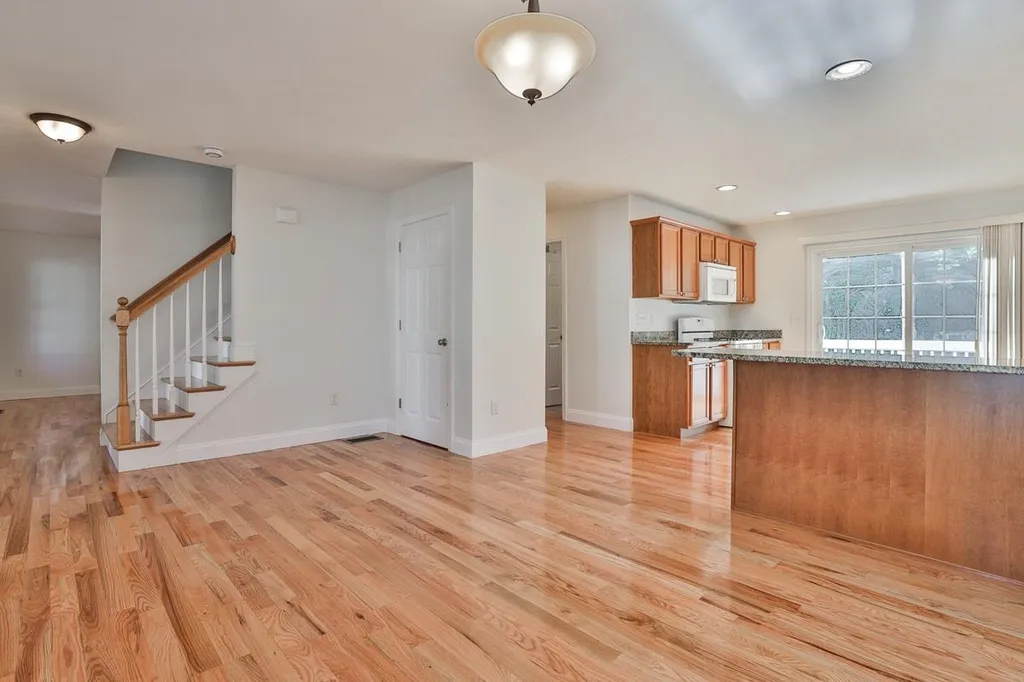 44 Blossom Street Haverhill MA 01835