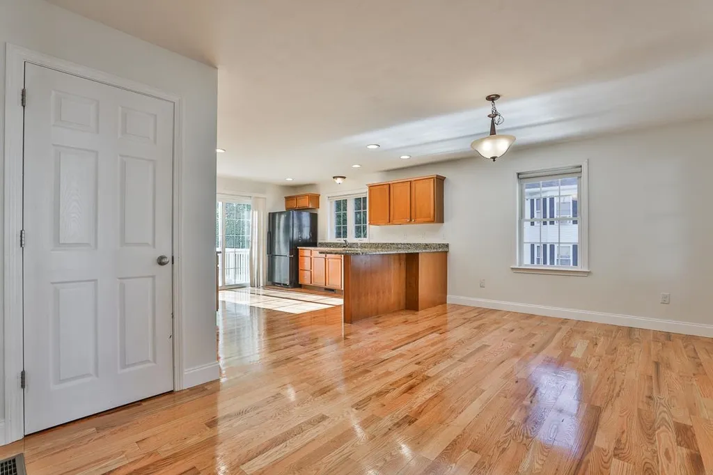 44 Blossom Street Haverhill MA 01835