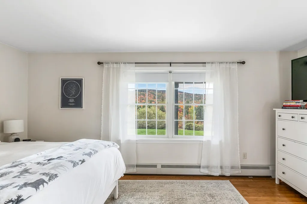 203 Barton Road Croydon NH 03773
