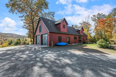 203 Barton Road Croydon NH 03773