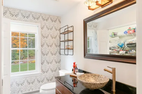 203 Barton Road Croydon NH 03773