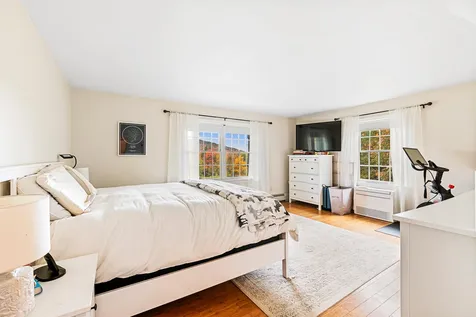 203 Barton Road Croydon NH 03773