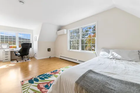 203 Barton Road Croydon NH 03773