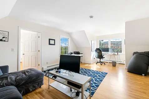 203 Barton Road Croydon NH 03773
