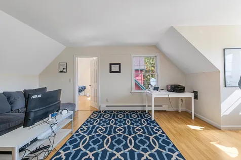203 Barton Road Croydon NH 03773