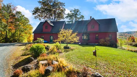 203 Barton Road Croydon NH 03773