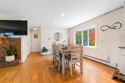 203 Barton Road Croydon NH 03773