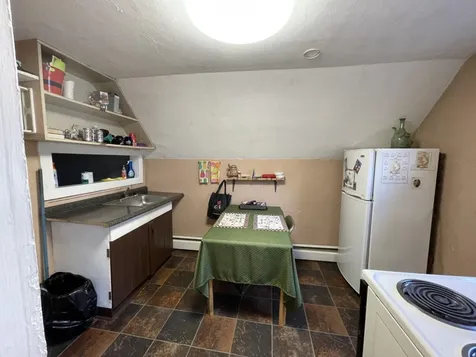 72 Clinton Street Laconia NH 03246