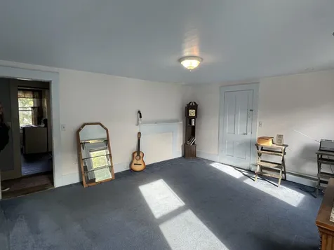 72 Clinton Street Laconia NH 03246