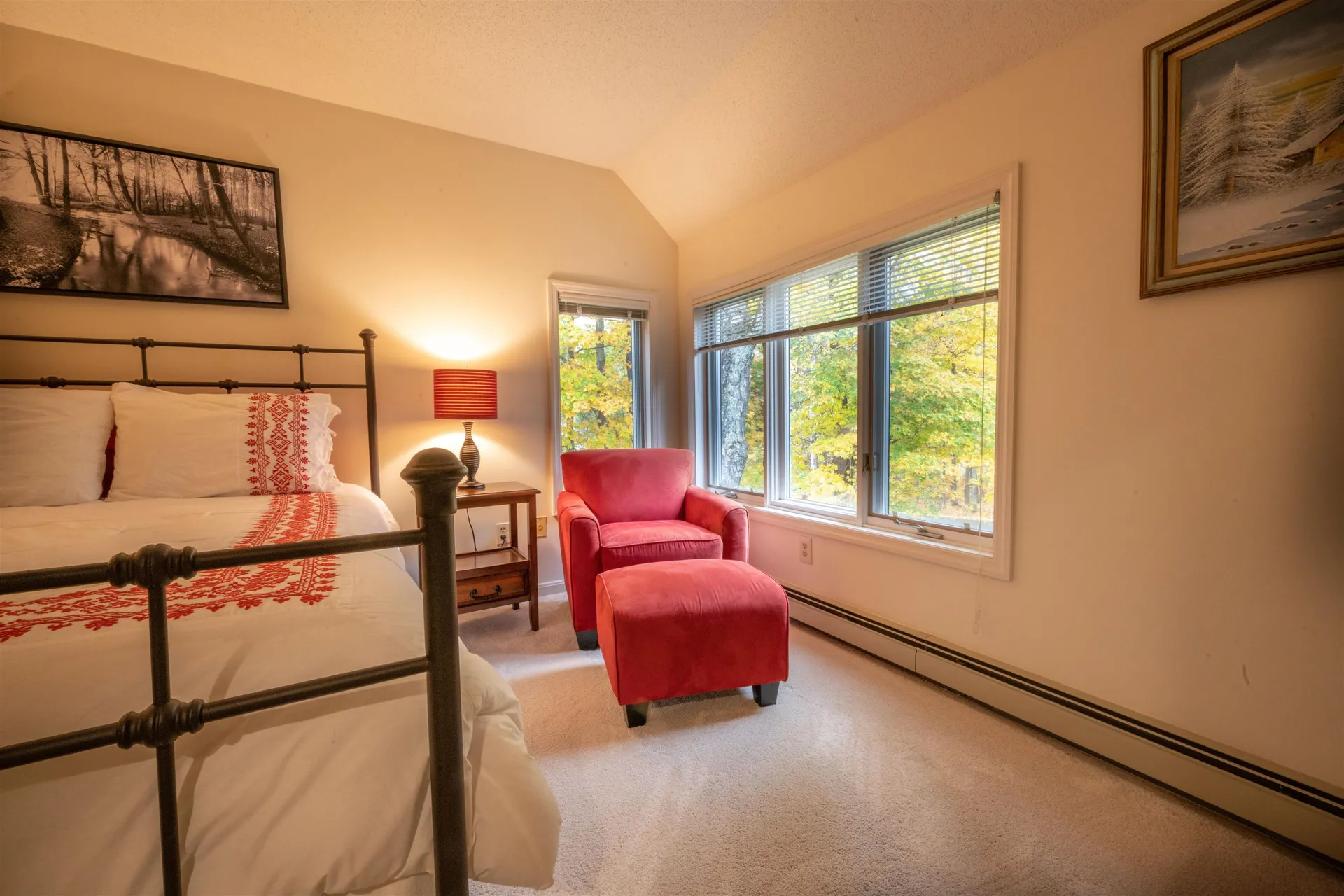 90 Kingfisher Road Hartford VT 05059
