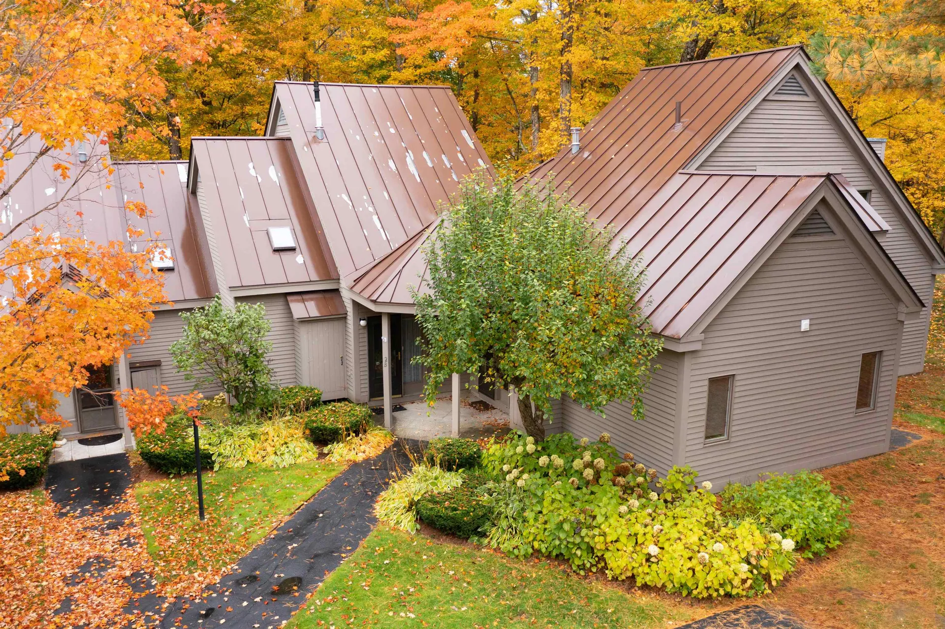 90 Kingfisher Road Hartford VT 05059