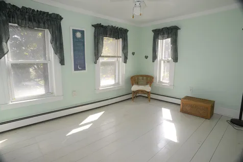 26 Church Street Farmington NH 03835