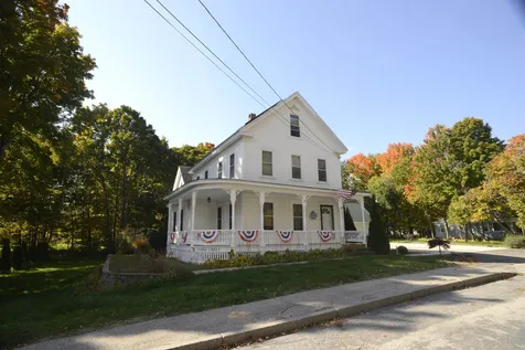 26 Church Street Farmington NH 03835