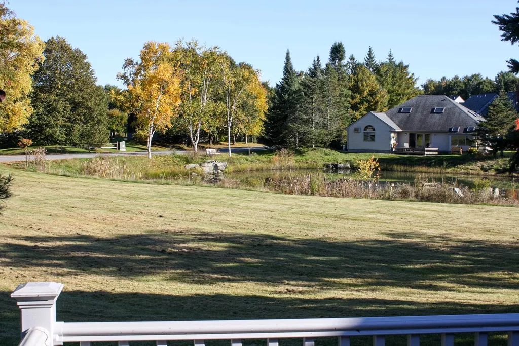 121 Iris Way Hartford VT 05001