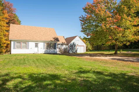 9 Duso Road Belmont NH 03220