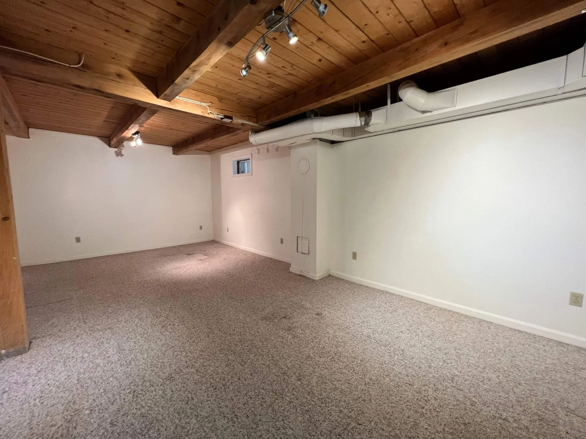 35 Silo Lane Grantham NH 03753