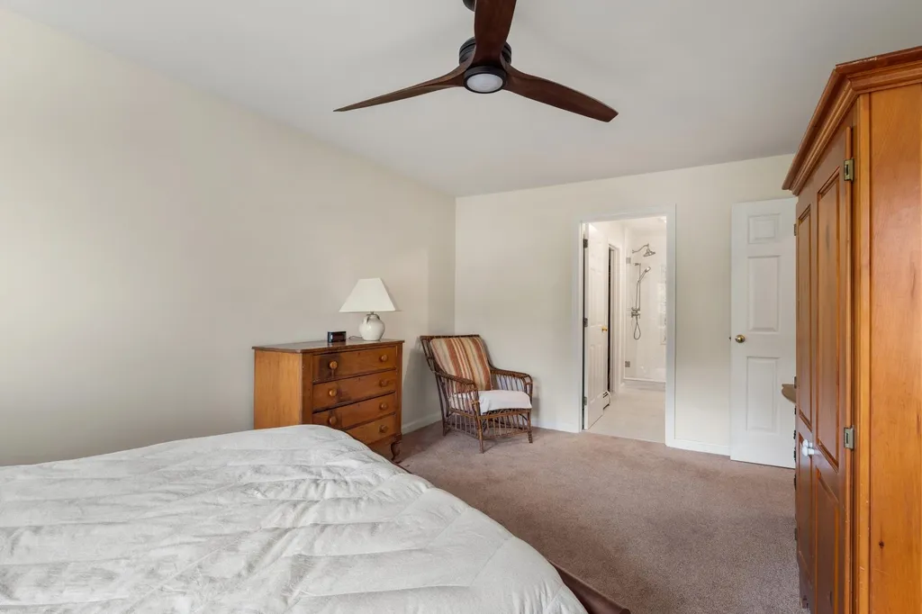 513 North Harbor Road Colchester VT 05446