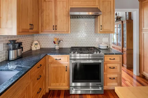 513 North Harbor Road Colchester VT 05446