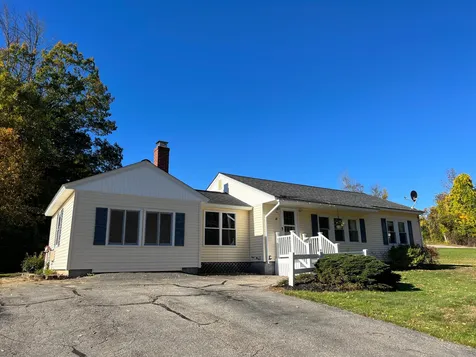 68 Ten Rod Road Rochester NH 03867