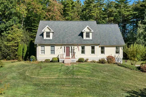 54 Border Winds Avenue Seabrook NH 03874