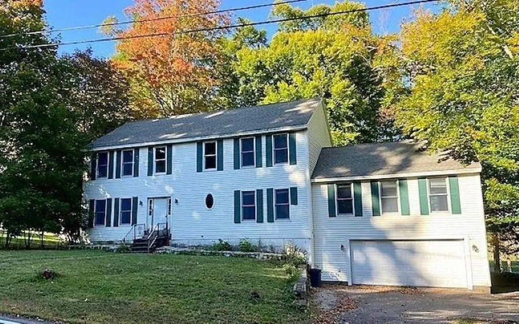 50 Fox Point Road Newington NH 03801