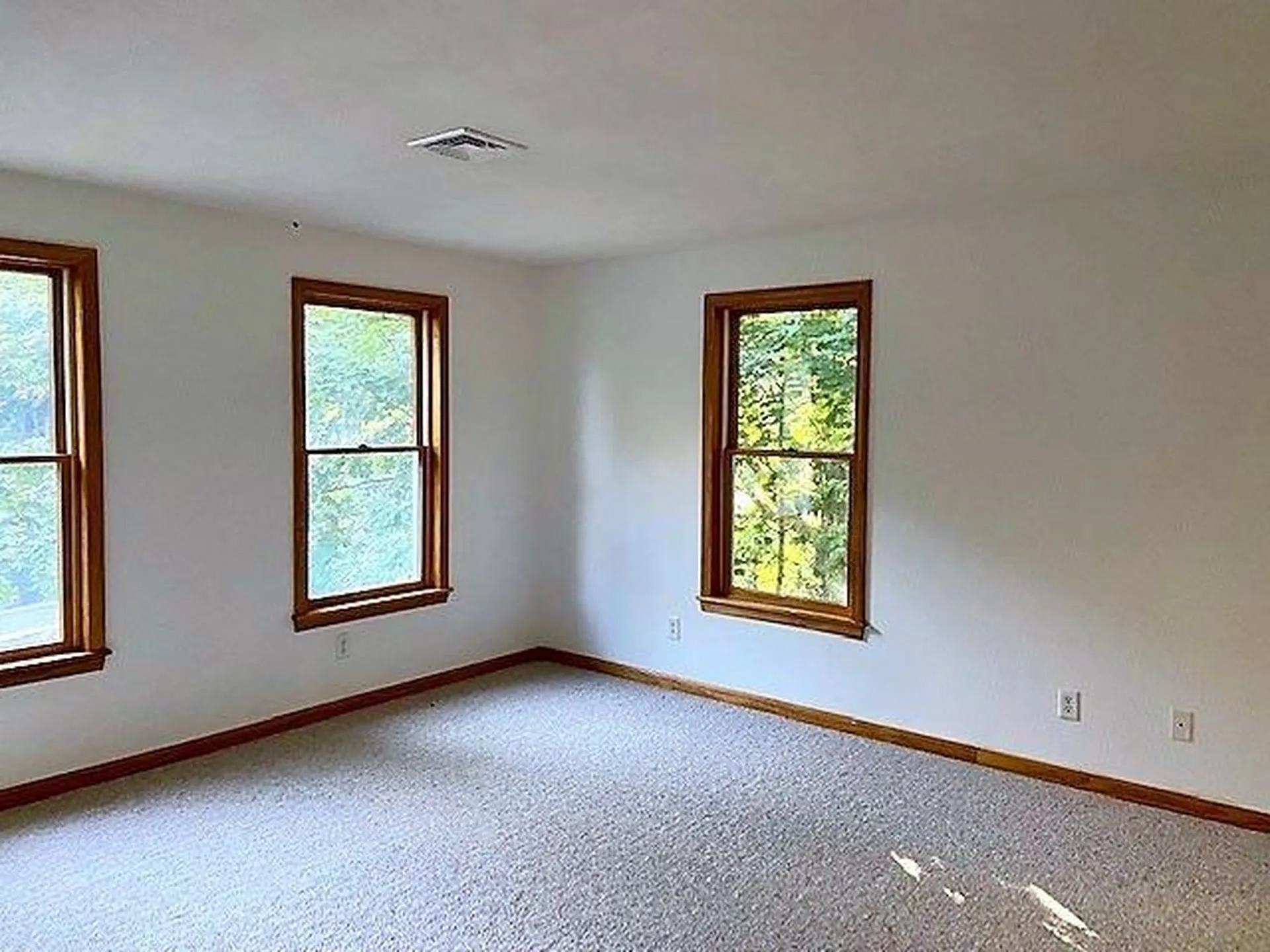 50 Fox Point Road Newington NH 03801