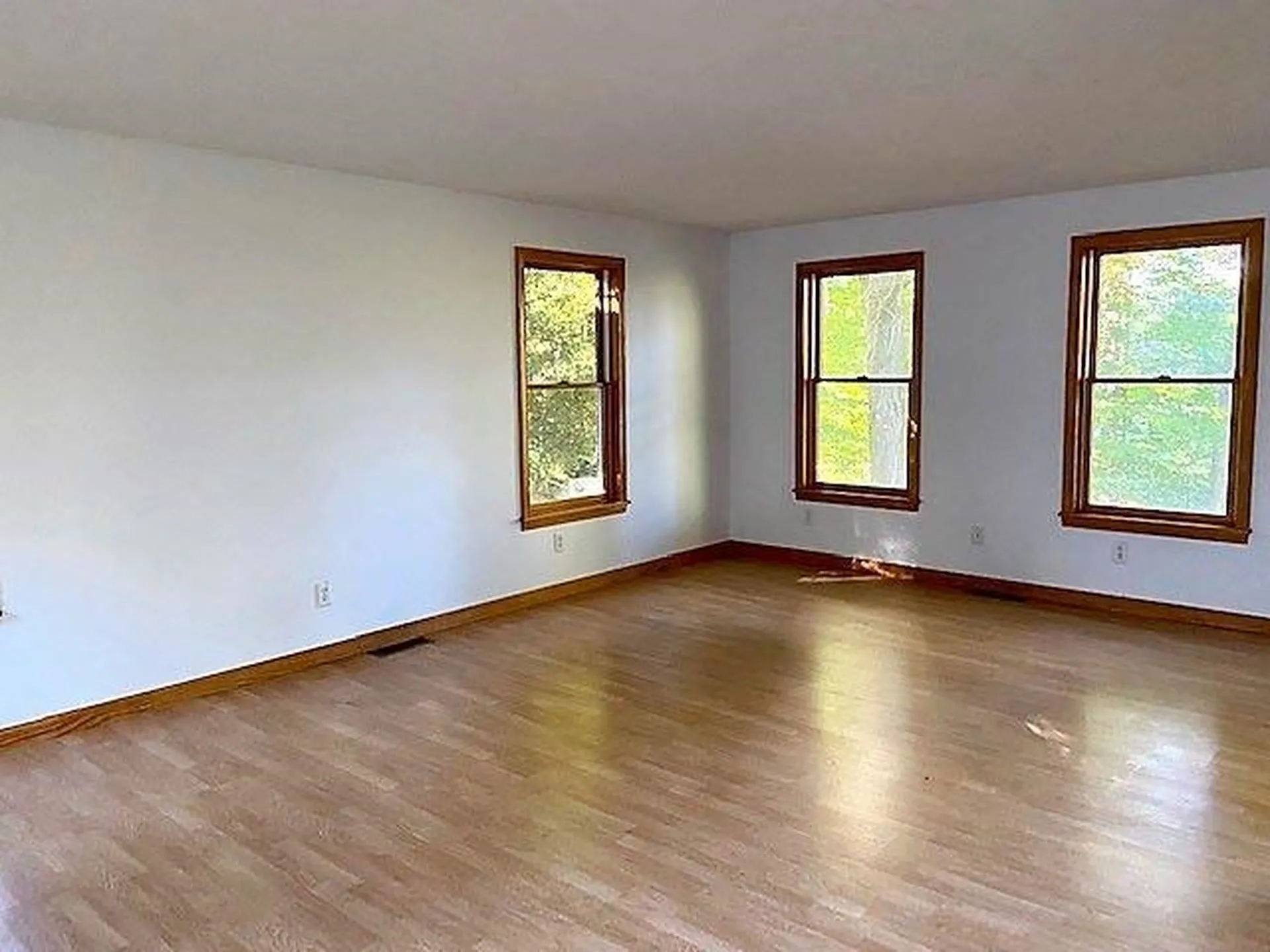 50 Fox Point Road Newington NH 03801