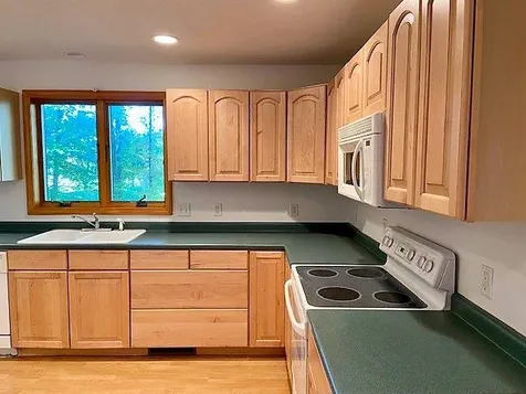 50 Fox Point Road Newington NH 03801