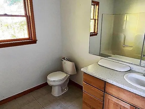 50 Fox Point Road Newington NH 03801