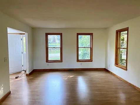 50 Fox Point Road Newington NH 03801