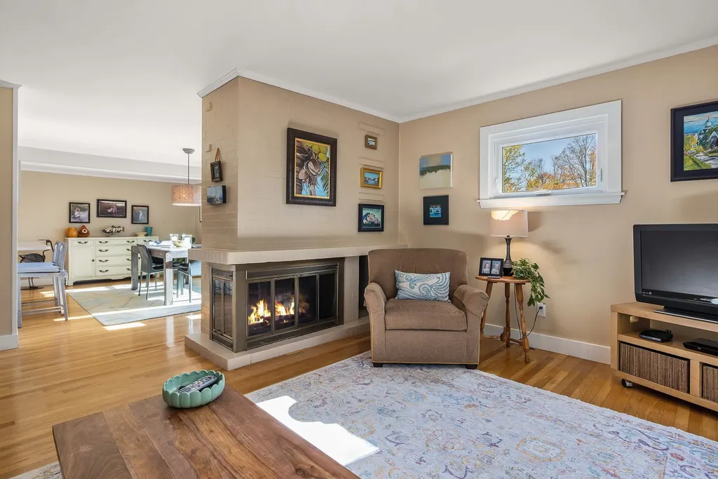 7 Hoitt Drive Durham NH 03824