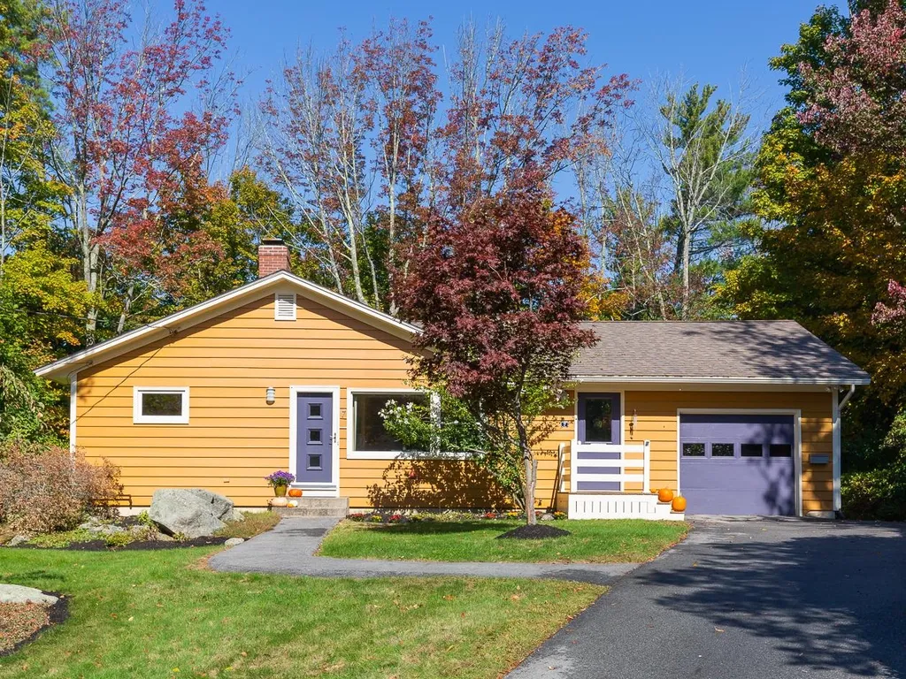 7 Hoitt Drive Durham NH 03824