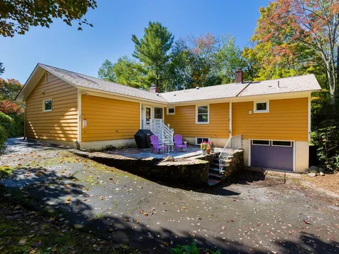 7 Hoitt Drive Durham NH 03824