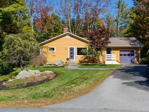 7 Hoitt Drive Durham NH 03824