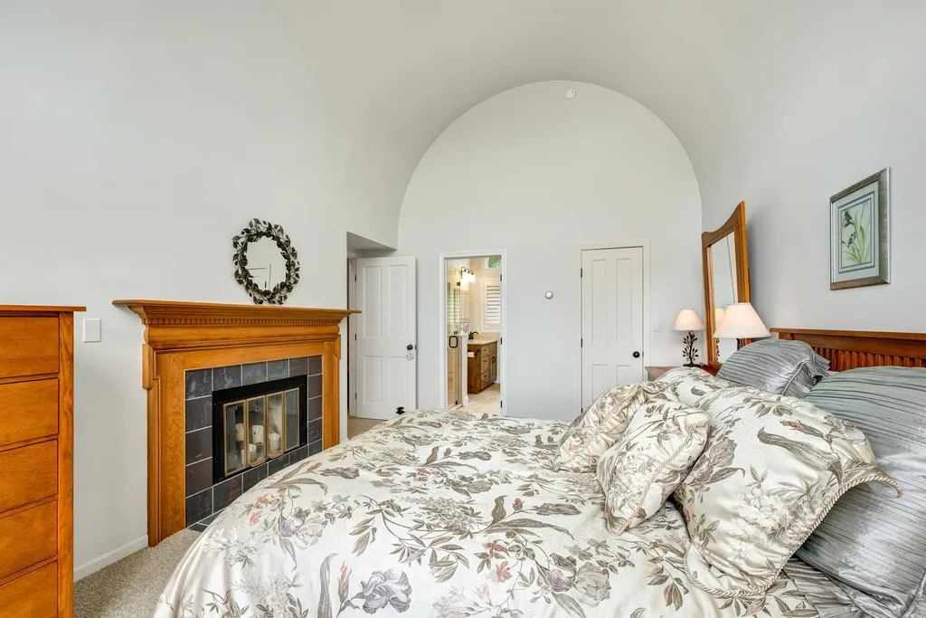 11 Hawk Ridge Road Meredith NH 03253