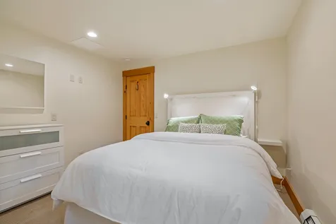 12 Quarter Mile Road Winhall VT 05340