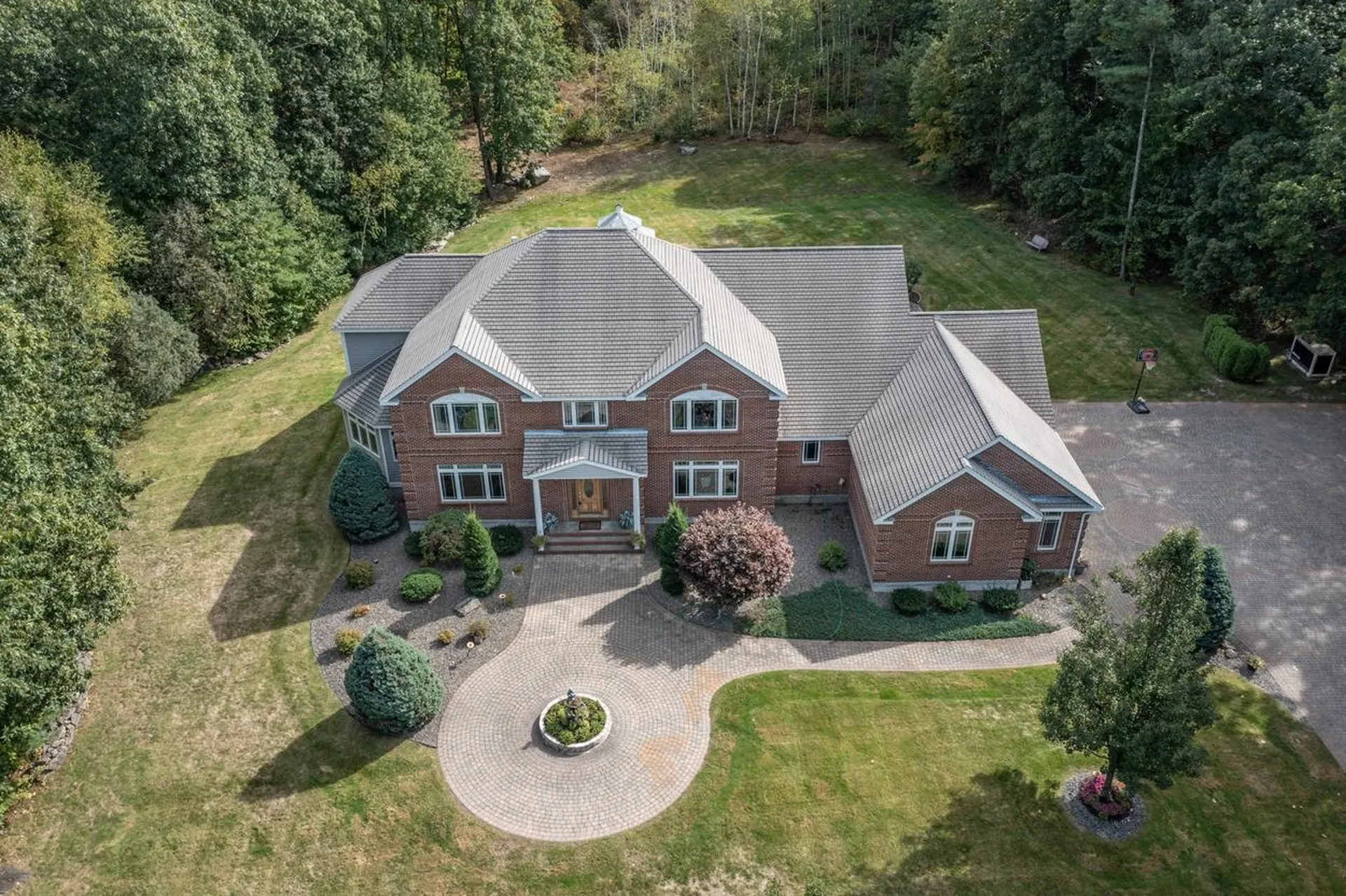 19 Farrwood Road Windham NH 03087