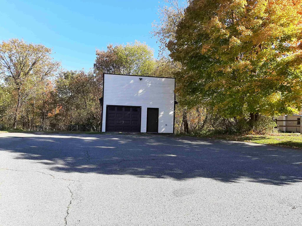 180 Main Street Colebrook NH 03576