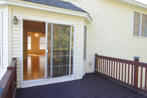 3 Chokeberry Lane Nashua NH 03062
