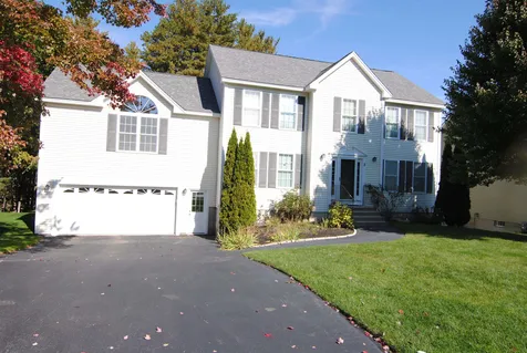 3 Chokeberry Lane Nashua NH 03062