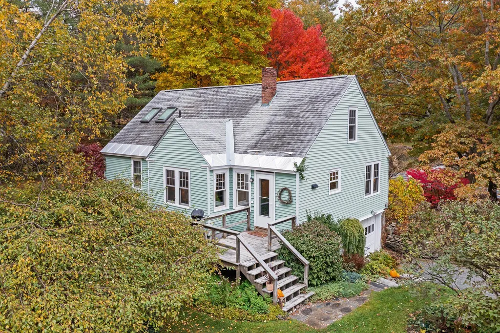 574 Christian Street Hartford VT 05001
