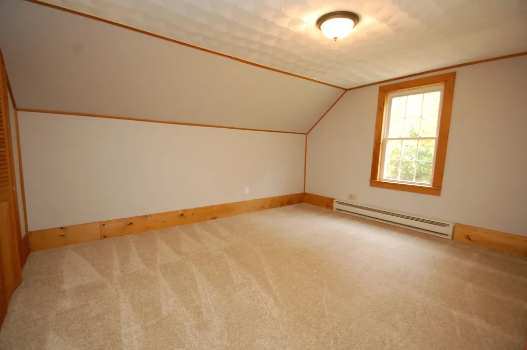 17 Lyford Hill Road Pittsfield NH 03263