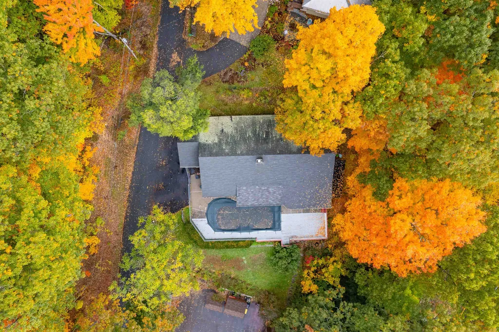129 Winsor Drive Hartford VT 05001